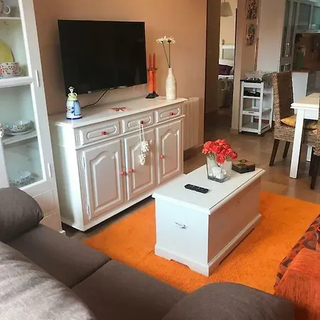 Lauremon شقة